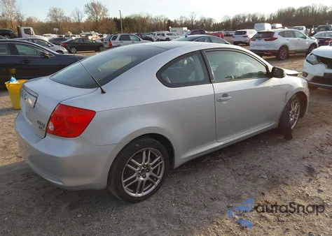 2005 Scion Tc z USA, uszkodzony, nr VIN JTKDE177750027353